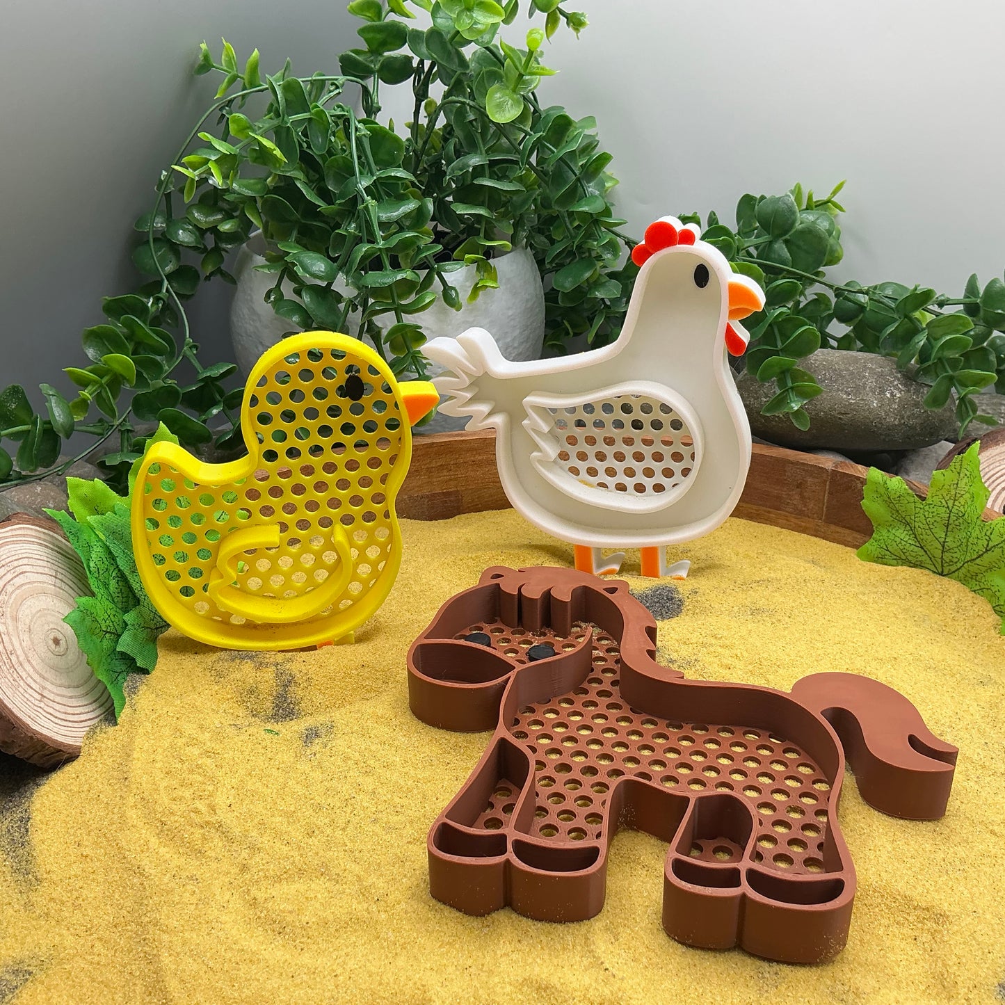3D-printed farm animal sieves 3-piece set - horse, chicken and chick for sand and water play - view 8 of 8