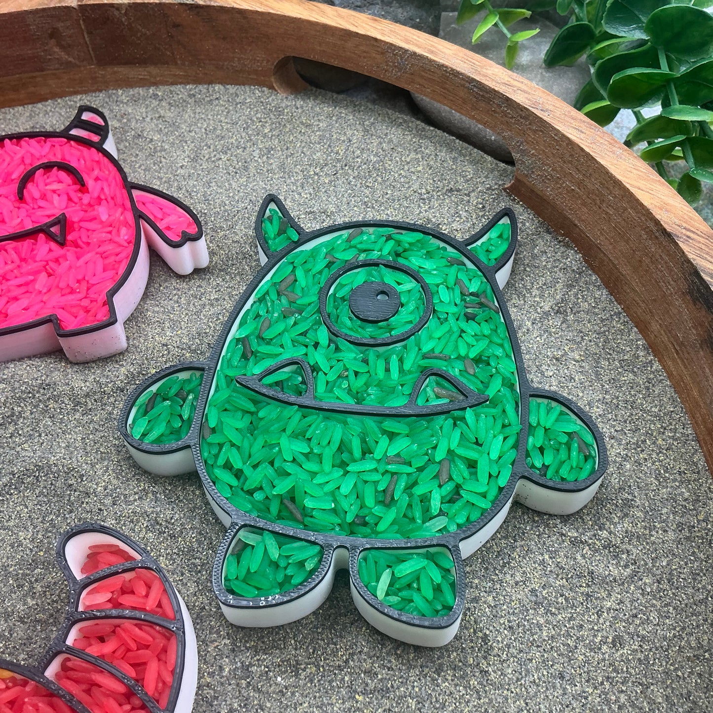 3D-printed alien monster sensory filling tray, 4-piece set for sand and rice tuff trays - view 12 of 13