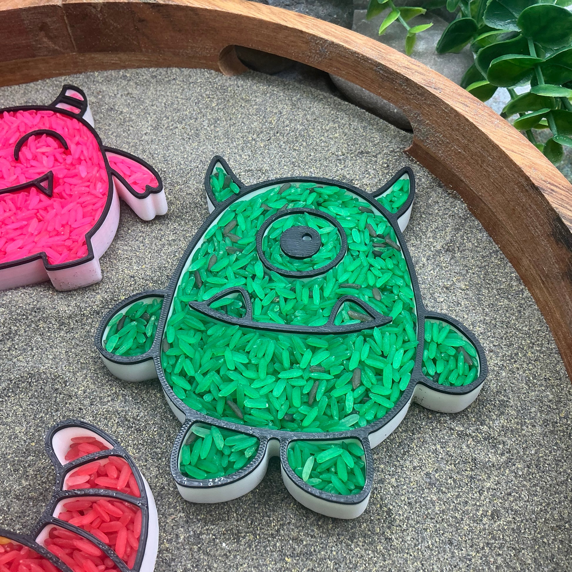 3D-printed alien monster sensory filling tray, 4-piece set for sand and rice tuff trays - view 12 of 13