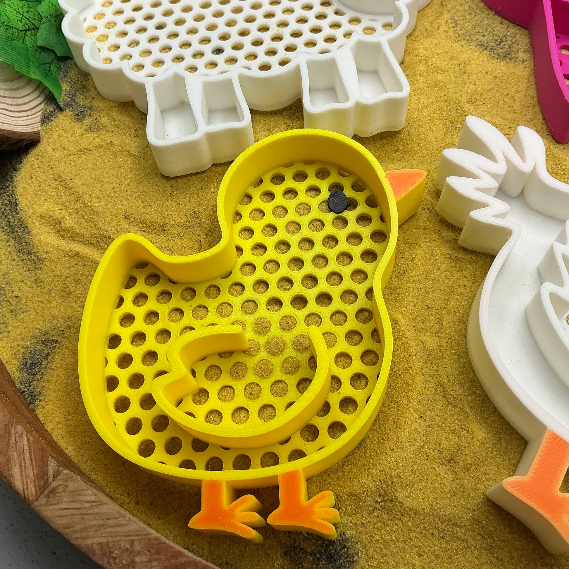 3D-printed farm animal sieves 6-piece set - horse, cow, sheep, pig, chicken and chick for sand and water play - view 6 of 11