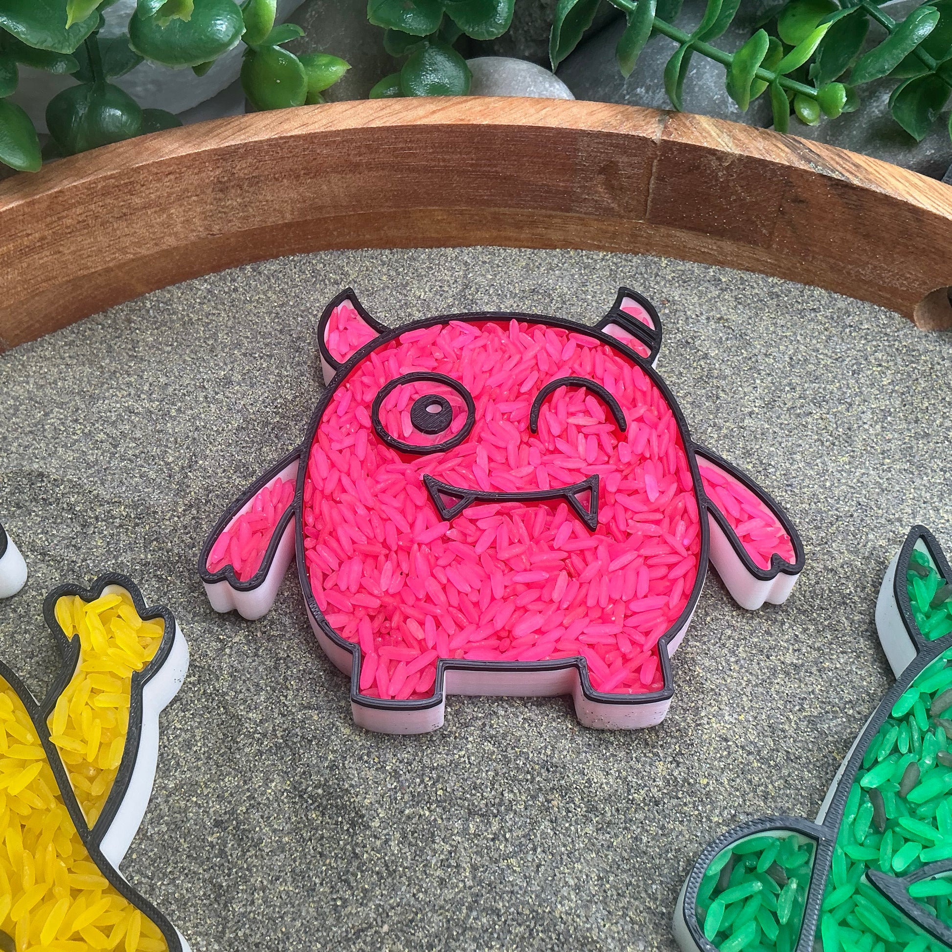 3D-printed alien monster sensory filling tray, 4-piece set for sand and rice tuff trays - view 9 of 13