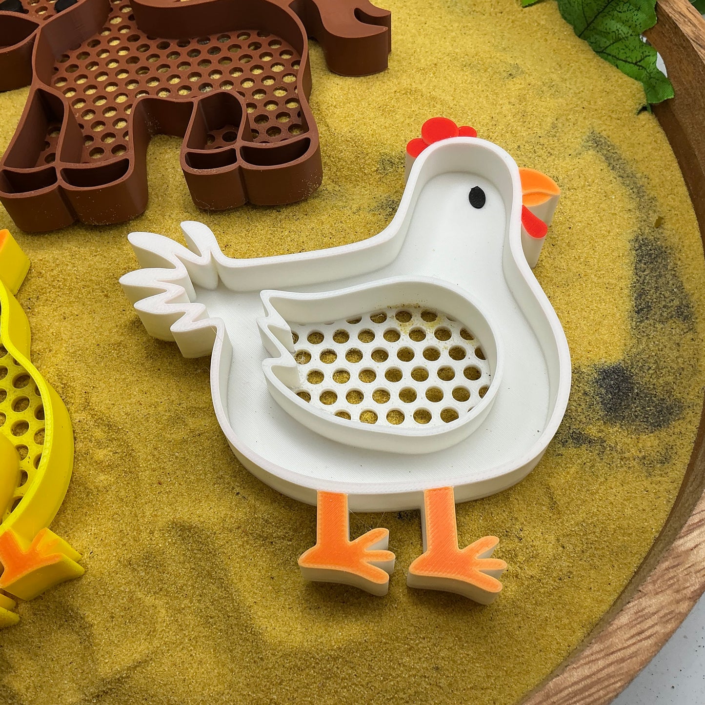 3D-printed farm animal sieves 3-piece set - horse, chicken and chick for sand and water play - view 5 of 8