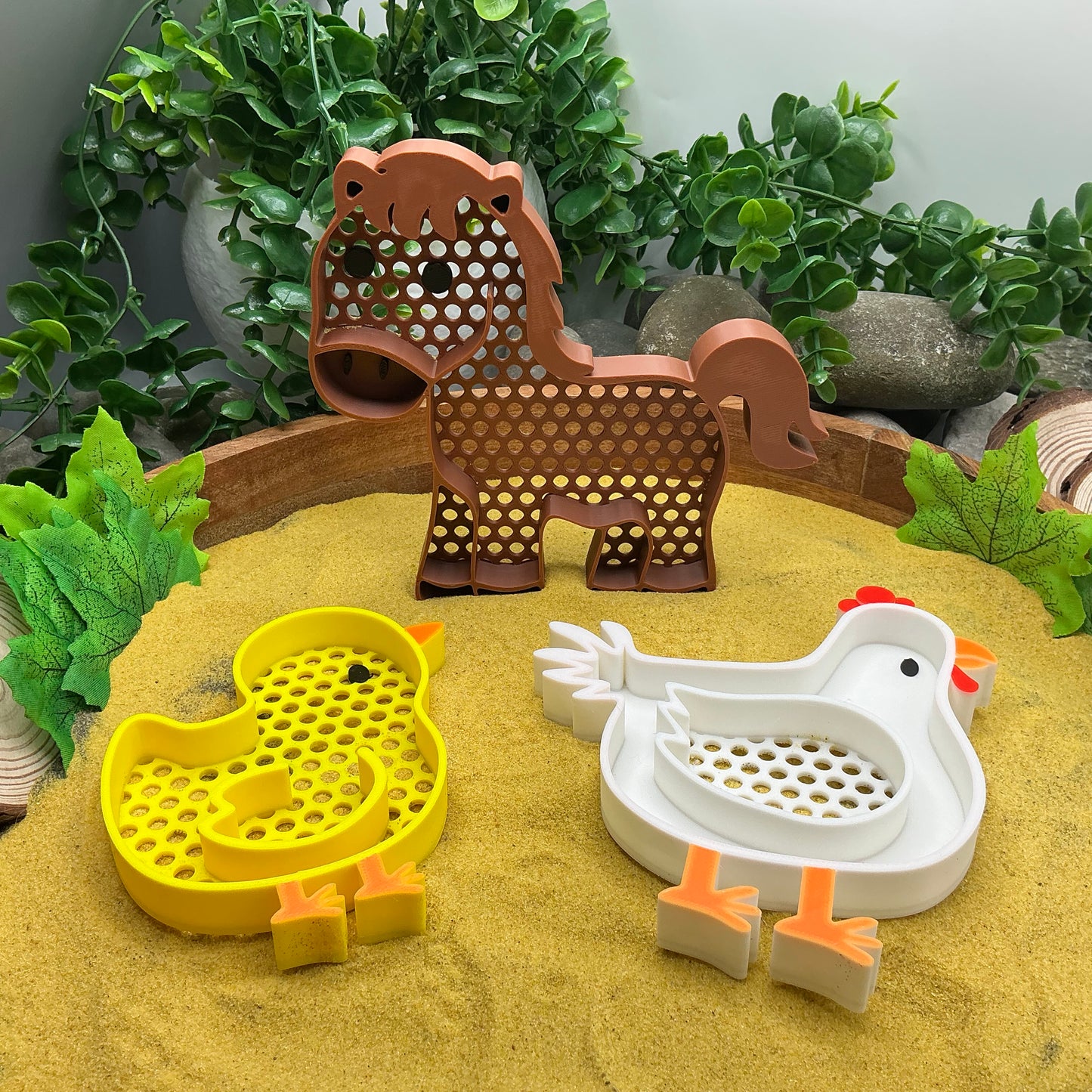 3D-printed farm animal sieves 3-piece set - horse, chicken and chick for sand and water play - view 2 of 8