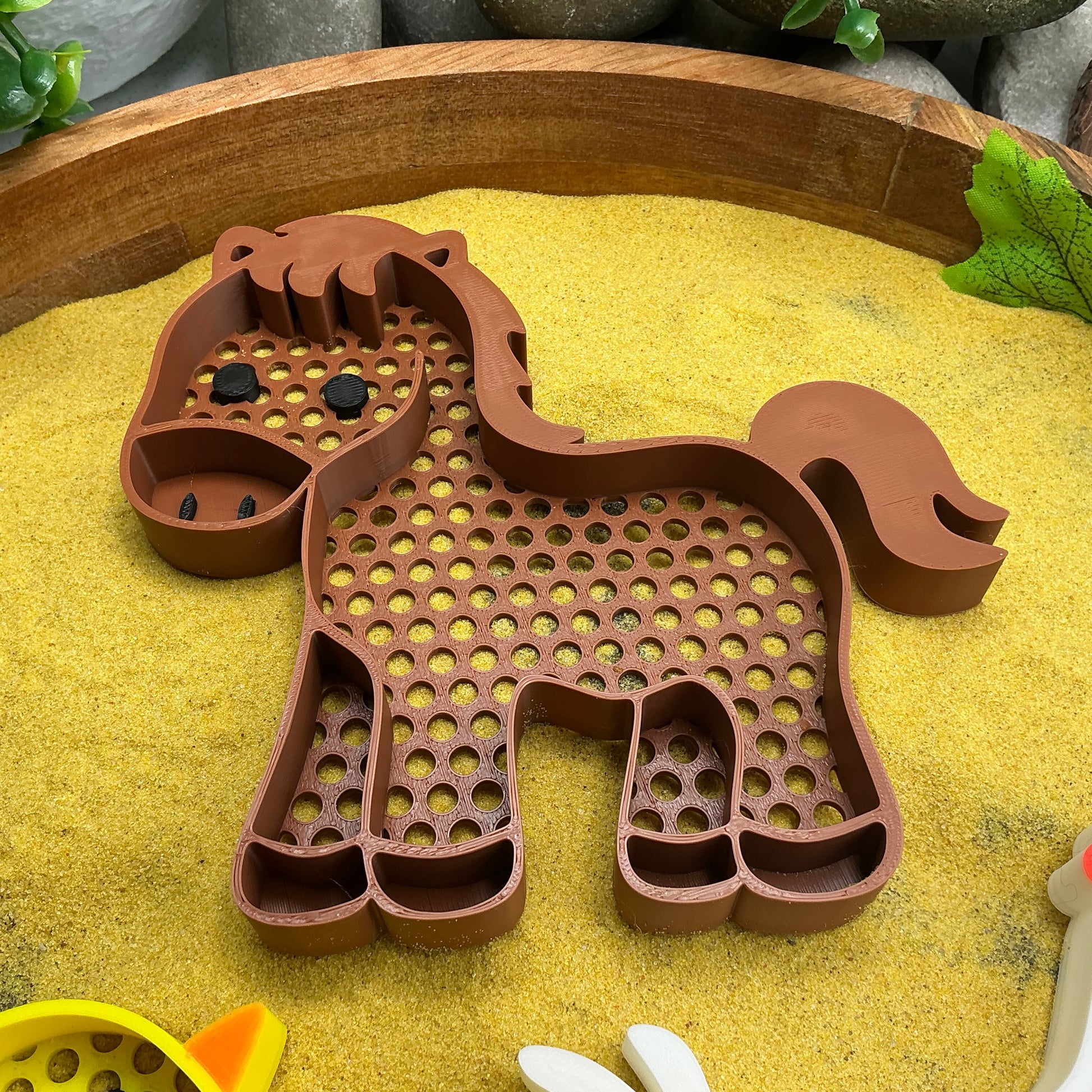 3D-printed farm animal sieves 3-piece set - horse, chicken and chick for sand and water play - view 3 of 8