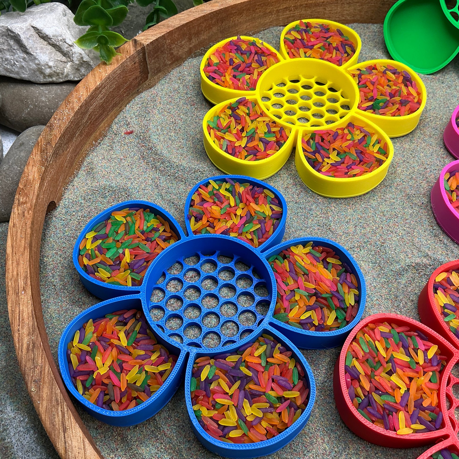 3D-printed flower sieve sensory set, 5-piece for sand, rice and water play - view 9 of 11