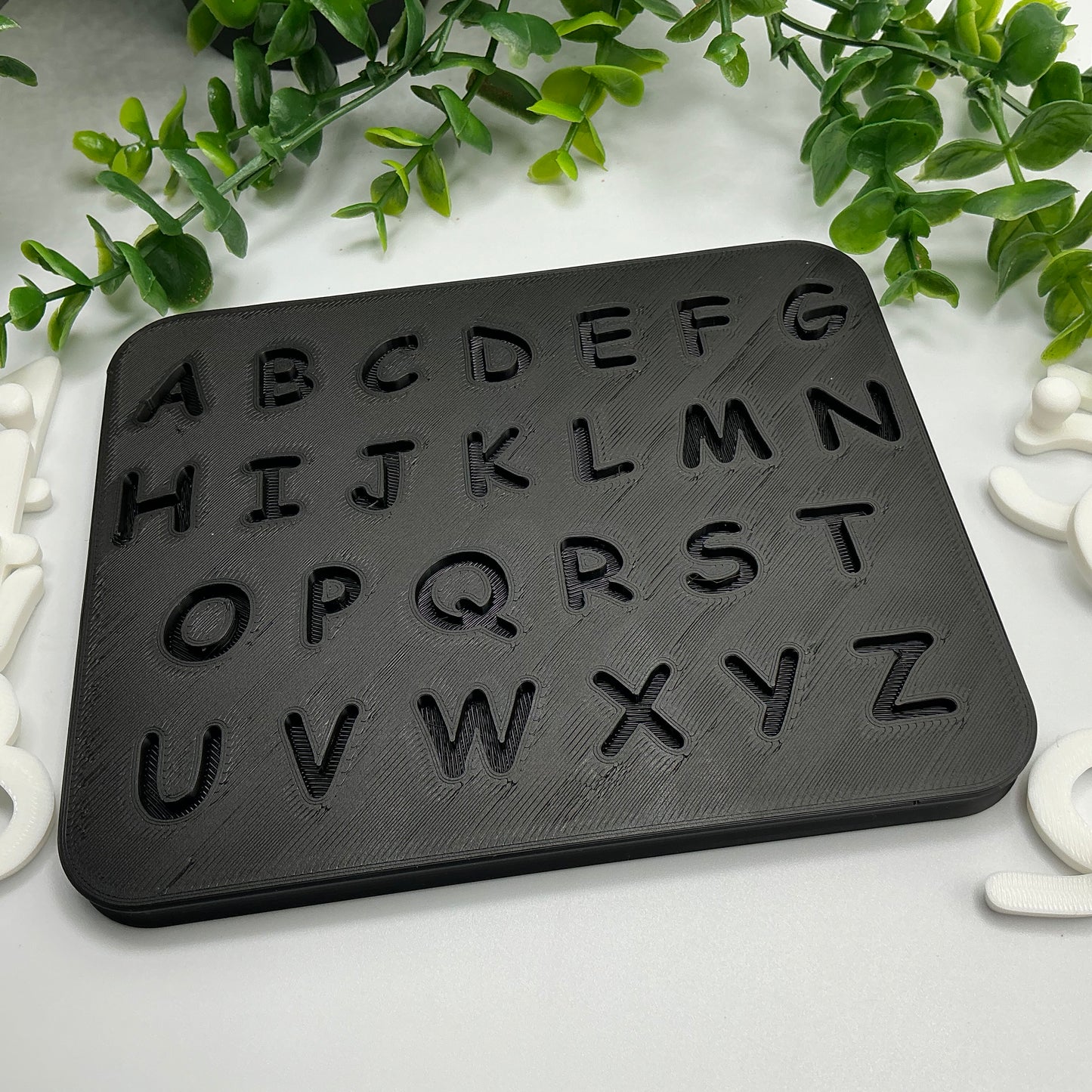 3D Printed Number Puzzle 1-9 Eco Friendly Montessori Toy Double Sided Alphabet J - Detail Shot