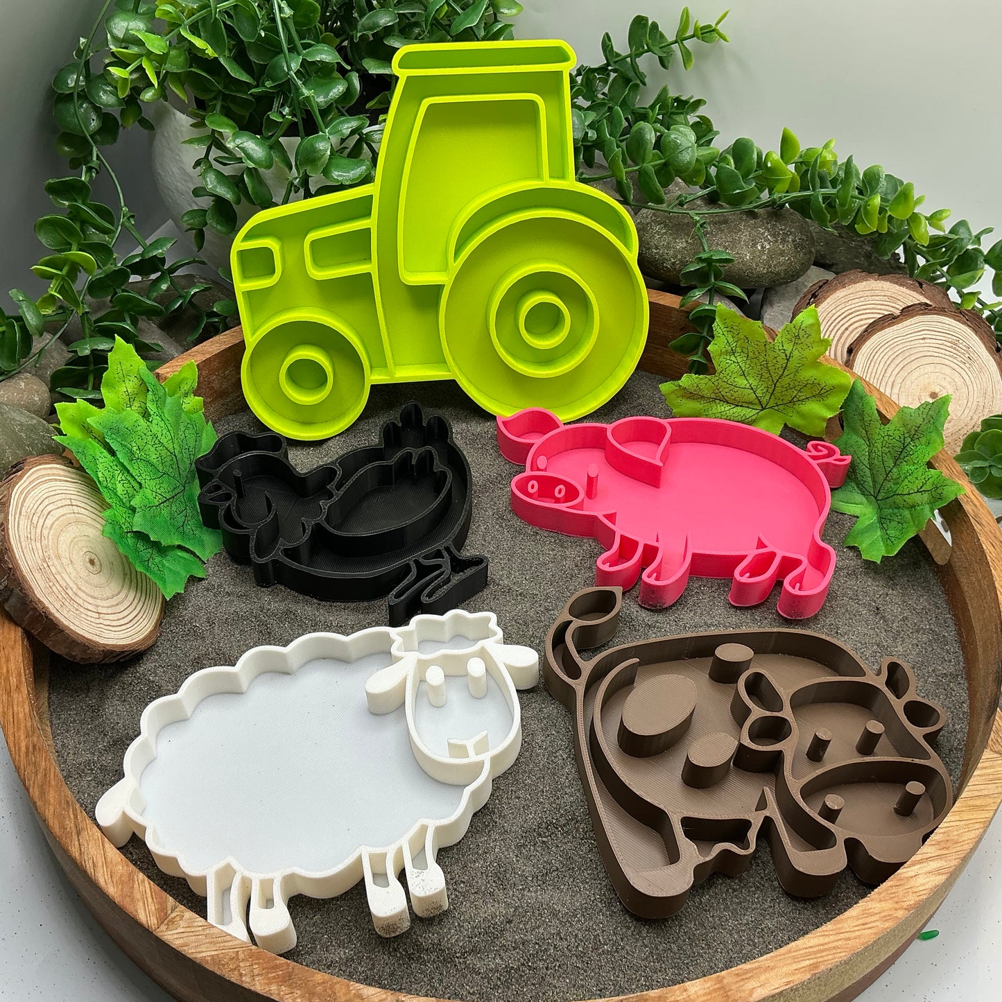 Farm Set Sensory Filling Trays Farm Animals 5 piece Set - Eco-Friendly 3D Printed for Sand, Rice & Oats Tractor Pig Cow Sheep & Chicken Fill Shapes