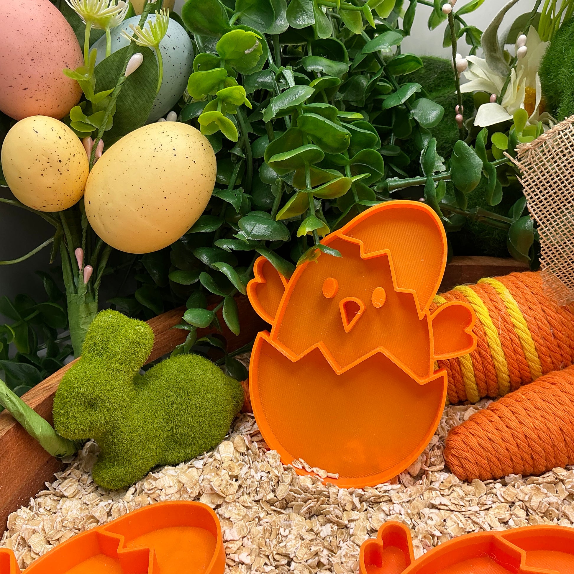 Easter Chick in a Egg 5 Piece Filling Tray Set Sensory Filling Trays Oats, Sand, - Detail Shot