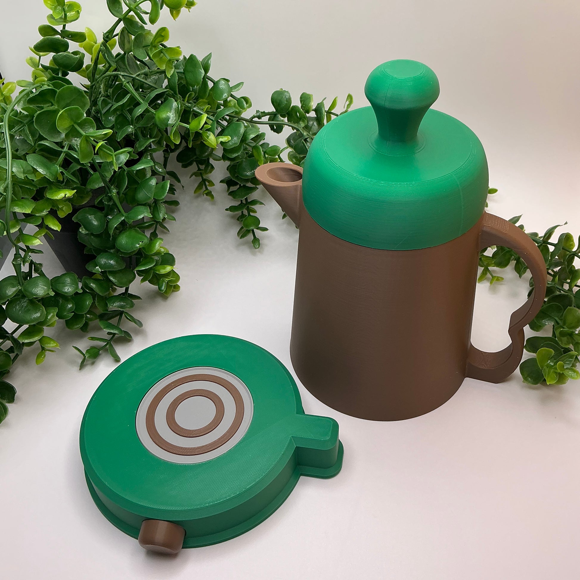 3D Printed Children's Large Kettle Indoor & Outdoor Eco-Friendly Toy Woodland Mu - Close Up