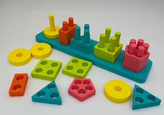 Shape Jigsaw Pegged Puzzle Stacker